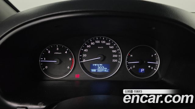 Hyundai Starex 2018 — photo 8