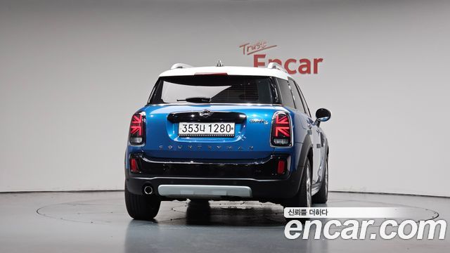 Mini Countryman 2018 — photo 4