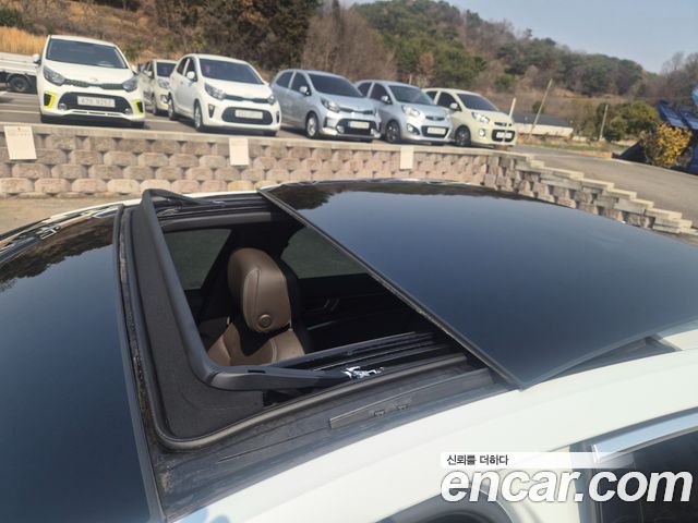 Audi A6 2022 — photo 20