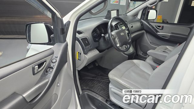 Hyundai Starex 2016 — photo 10