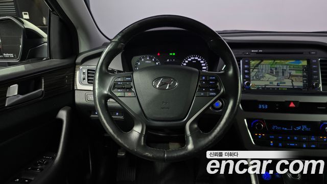 Hyundai Sonata 2015 — photo 13