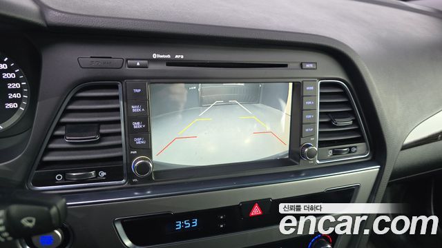 Hyundai Sonata 2015 — photo 16