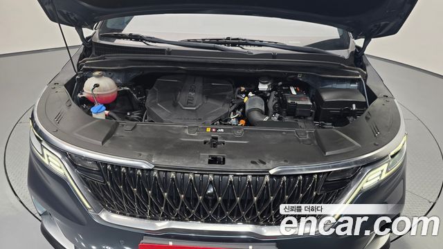 Kia Canival 2021 — photo 6