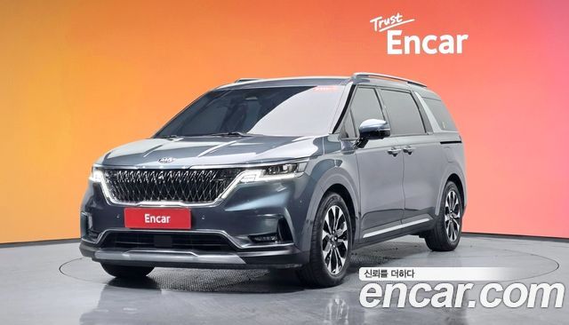 Kia Canival 2021 — photo 1