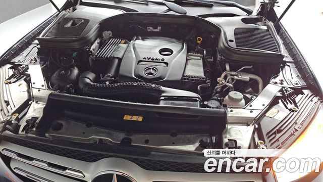 Mercedes-Benz GLC-Class 2021 — photo 6