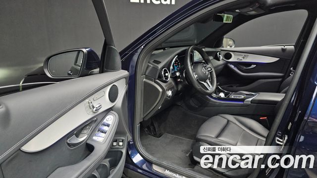 Mercedes-Benz GLC-Class 2021 — photo 10