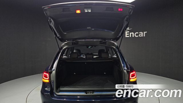 Mercedes-Benz GLC-Class 2021 — photo 20