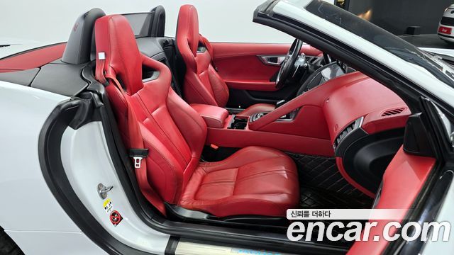 Jaguar F-TYPE 2016 — photo 11