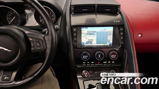 Jaguar F-TYPE 2016 — photo 18