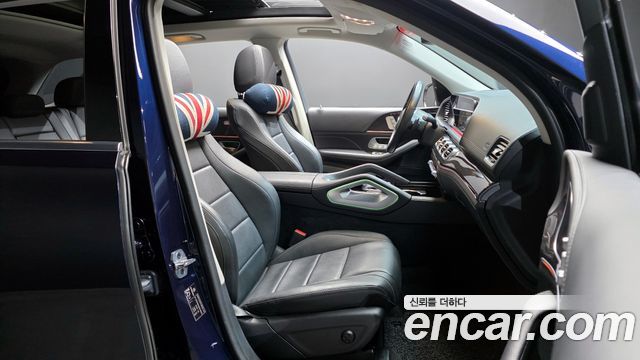 Mercedes-Benz GLE-Class 2022 — photo 10