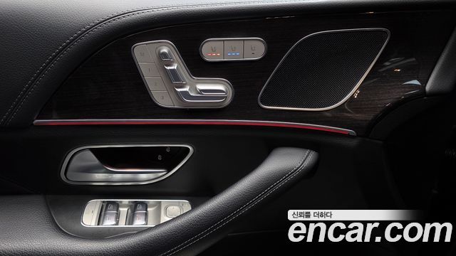 Mercedes-Benz GLE-Class 2022 — photo 18