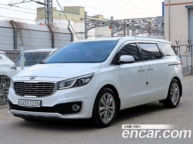 Kia Canival 2017 — photo 2
