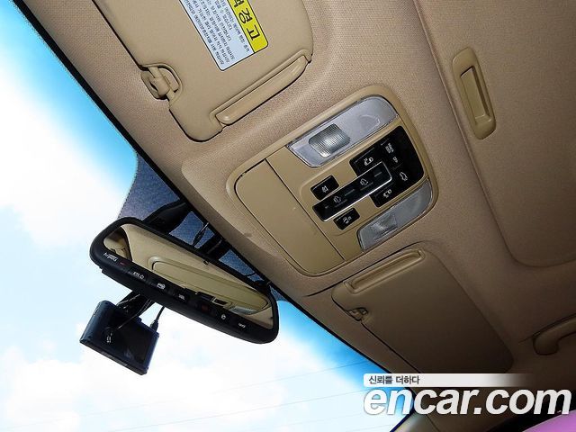 Kia Canival 2017 — photo 14