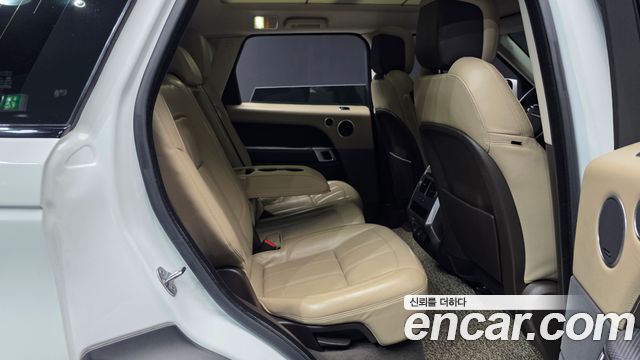 Land Rover Range Rover Sport 2018 — photo 12