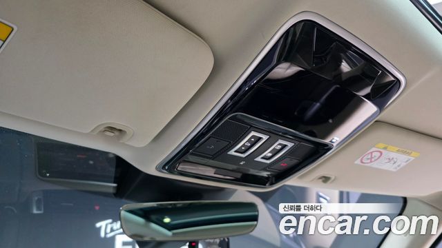 Land Rover Range Rover Sport 2018 — photo 17