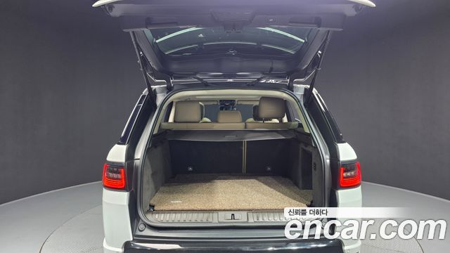 Land Rover Range Rover Sport 2018 — photo 20
