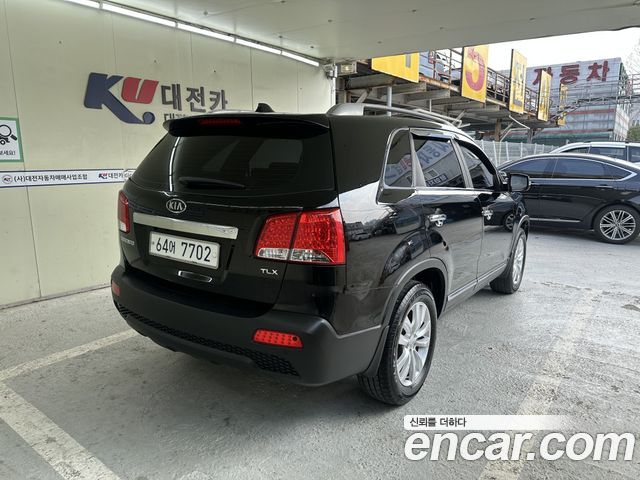 Kia Sorento 2012 — photo 4