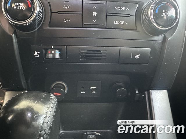 Kia Sorento 2012 — photo 15