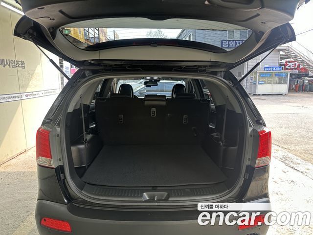 Kia Sorento 2012 — photo 18