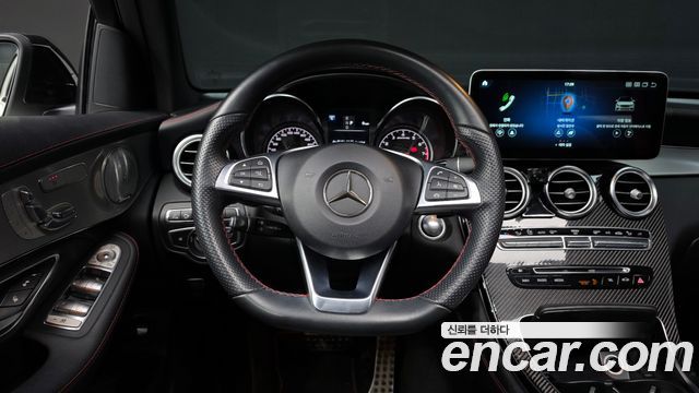Mercedes-Benz GLC-Class 2017 — photo 13