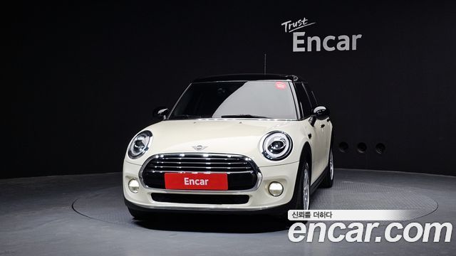 Mini Cooper 2019 — photo 3