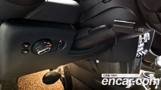 Mini Cooper 2019 — photo 15