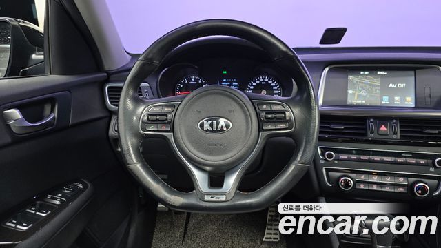 Kia K5 2016 — photo 13