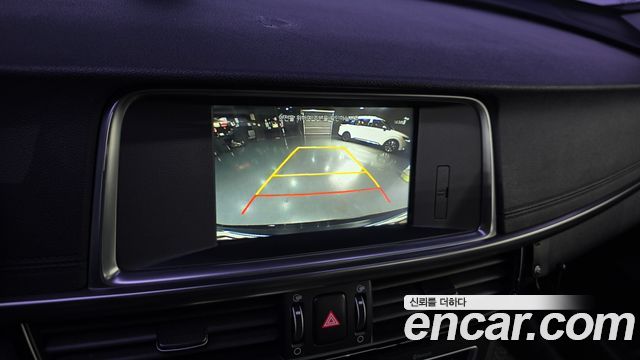 Kia K5 2016 — photo 16