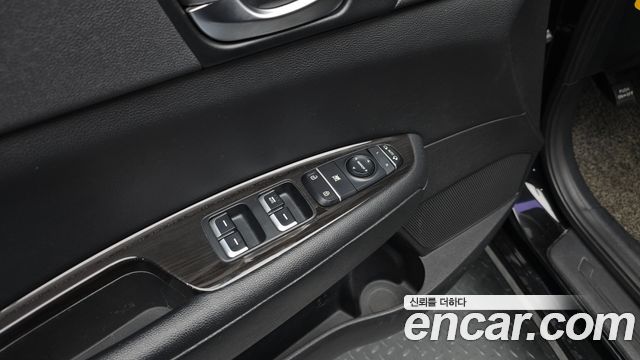 Kia K5 2016 — photo 17