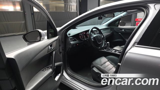 Peugeot 508 2016 — photo 10