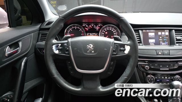 Peugeot 508 2016 — photo 13
