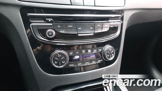 Peugeot 508 2016 — photo 16
