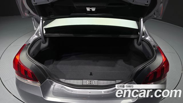 Peugeot 508 2016 — photo 20