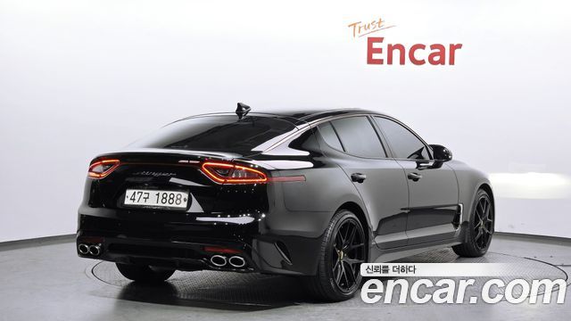 Kia Stinger 2018 — photo 2