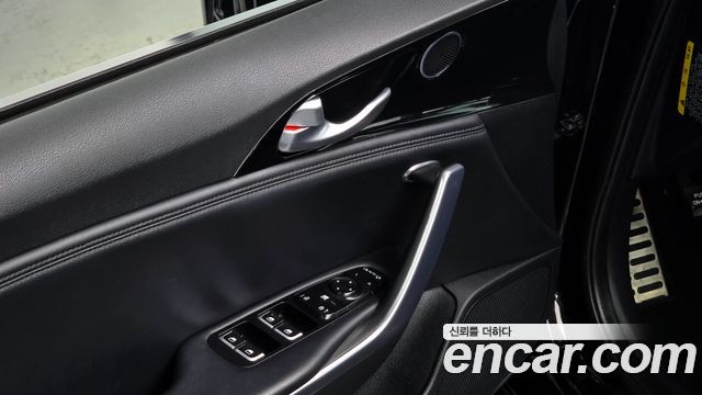 Kia Stinger 2018 — photo 14