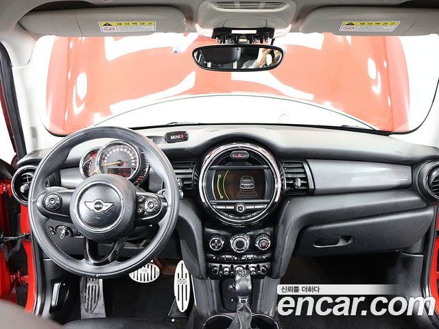 Mini Cooper 2015 — photo 16