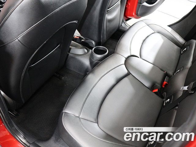 Mini Cooper 2015 — photo 18