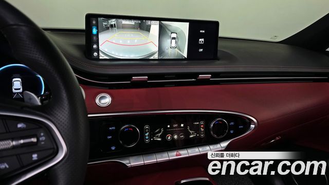 Genesis GV70 2024 — photo 16
