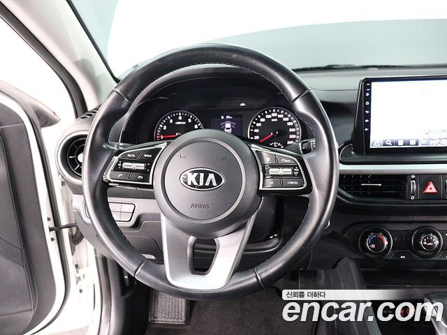 Kia K3 2021 — photo 16