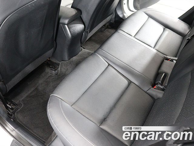 Kia K3 2021 — photo 17