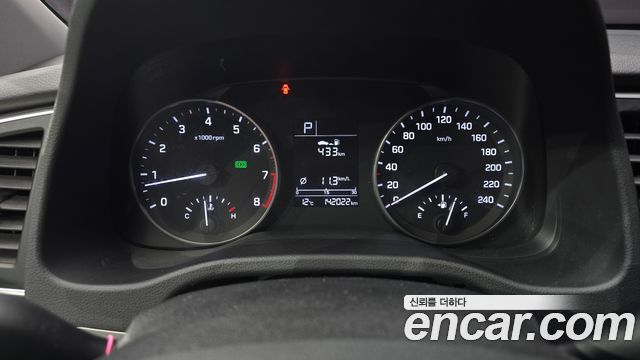Hyundai AVANTE 2016 — photo 8