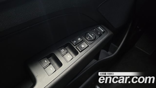 Hyundai AVANTE 2016 — photo 18