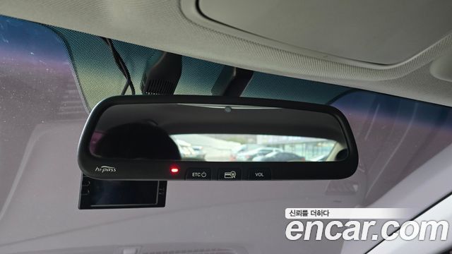 Hyundai AVANTE 2016 — photo 19