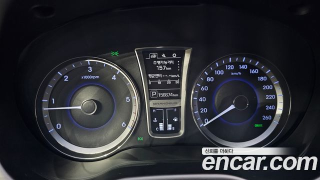 Hyundai Grandeur 2015 — photo 8