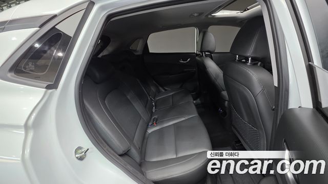 Hyundai Kona 2023 — photo 19