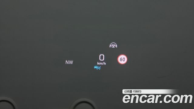 Mercedes-Benz E-Class 2020 — photo 19