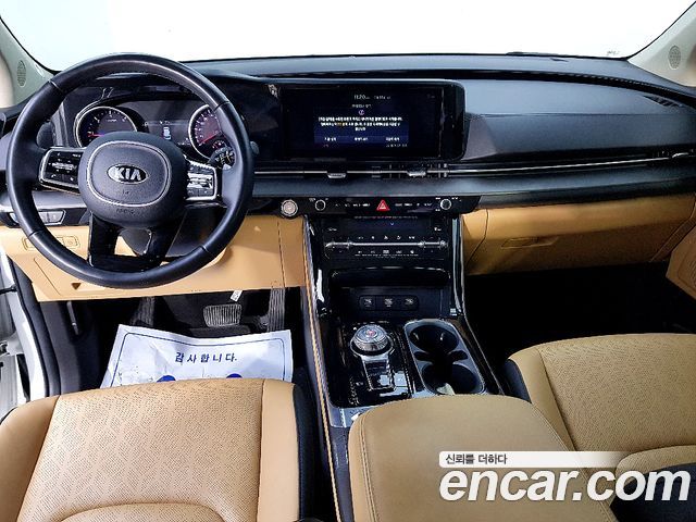 Kia Canival 2021 — photo 5