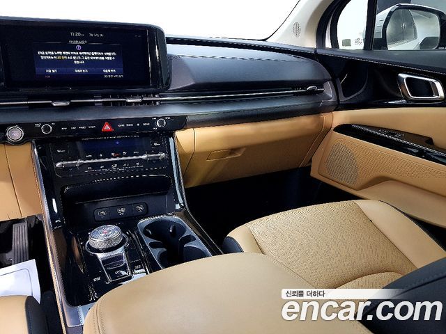 Kia Canival 2021 — photo 10