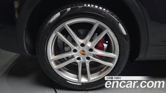 Porsche Cayenne 2019 — photo 5