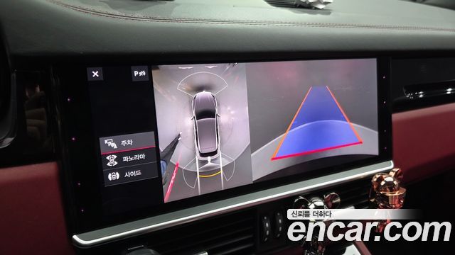 Porsche Cayenne 2019 — photo 15